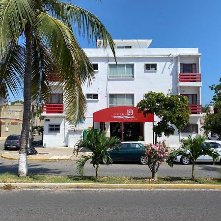 Hotel Lb Manzanillo Esterno foto
